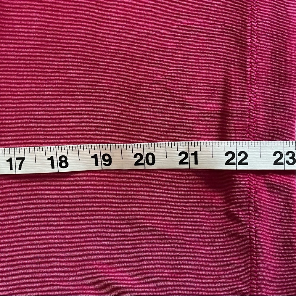 Chico's Travelers Hot Pink Knit Stretch Sleeveless Tank Scoop Neck Top Sz 3/XL - Picture 10 of 11